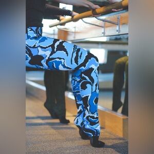 Lululemon Wunder Under Hi-Rise Leggings Boom Bloom Beach Blanket Blue Ice Milk 6